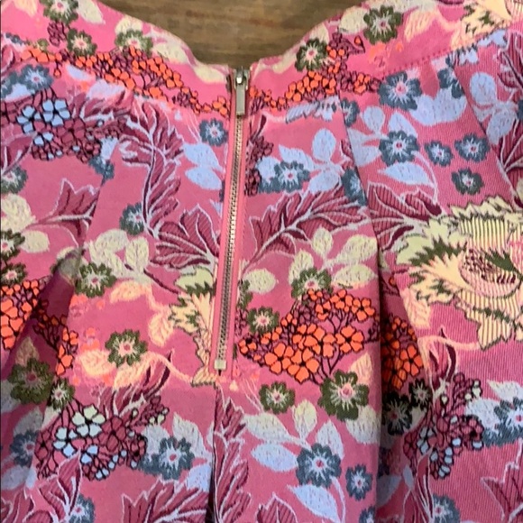 Floral a line skirt - Picture 3 of 3